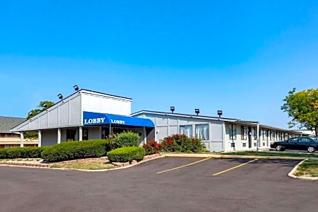 Travelodge by Wyndham Holland/Toledo