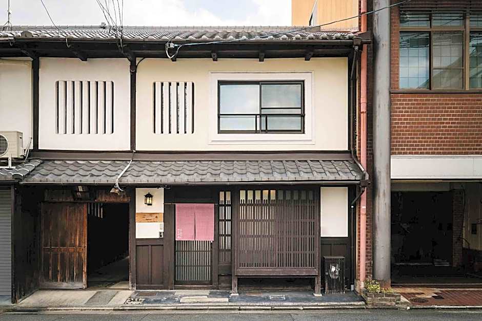 Hatoba an Machiya House