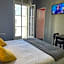 Logis Hotel Castel de Mirambel