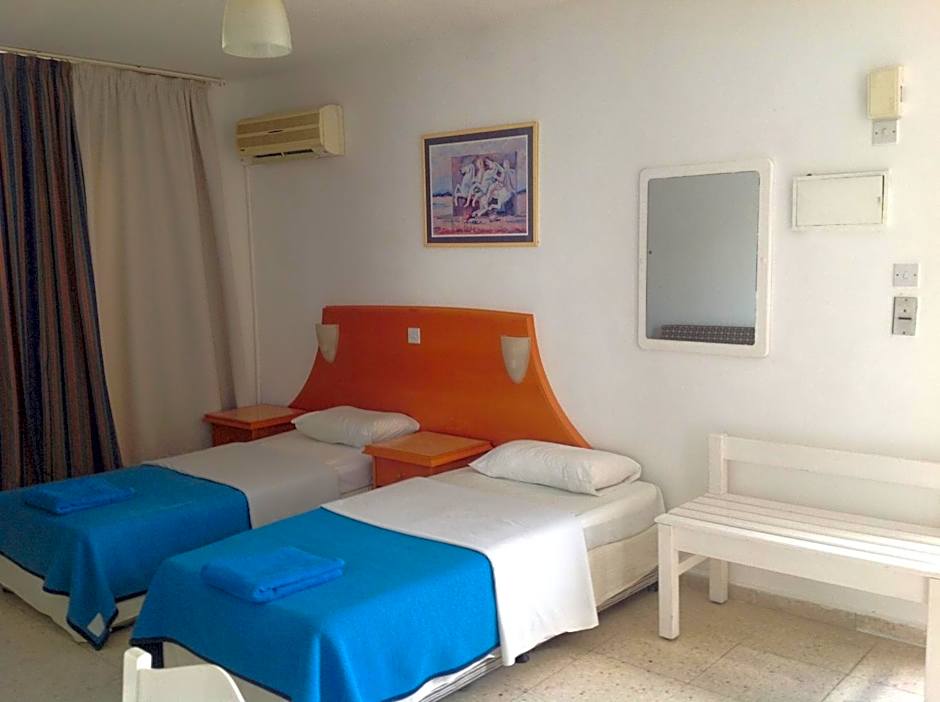 Florea Hotel Apartments