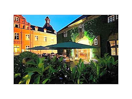 Schlosshotel Hugenpoet
