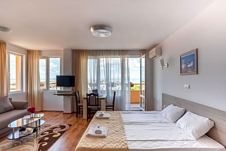 Junior Suite with Panoramic Sea view