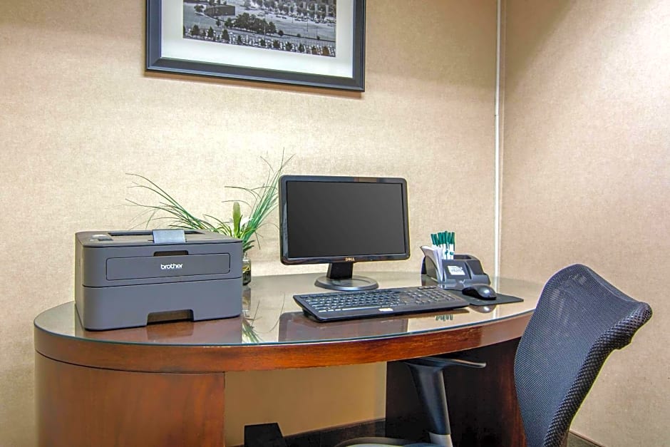 Quality Inn & Suites Decatur - Atlanta East