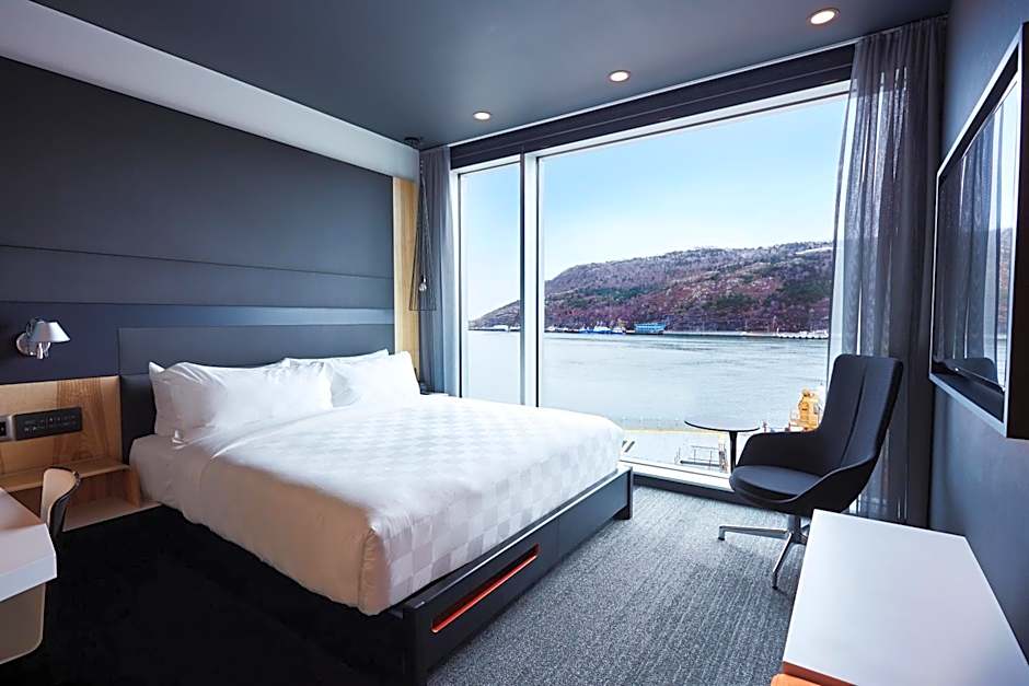 Alt Hotel St. John's