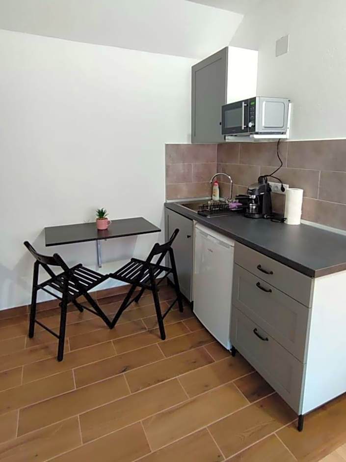 Kodaros Studio Parajd