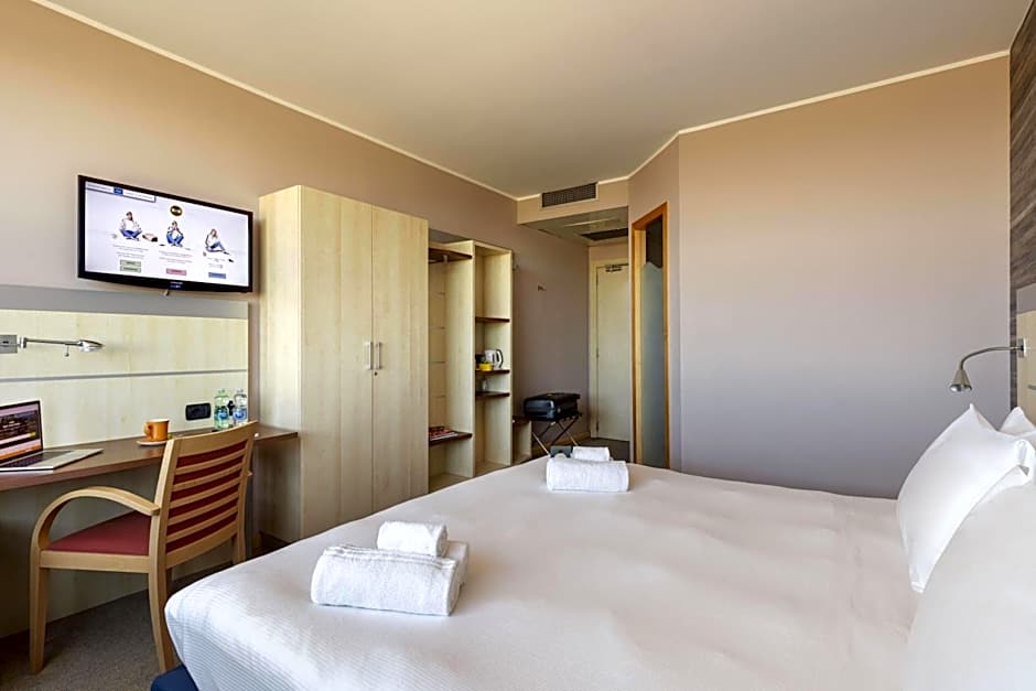 B&B Hotel Cherasco Langhe