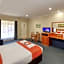 Breakout Motor Inn