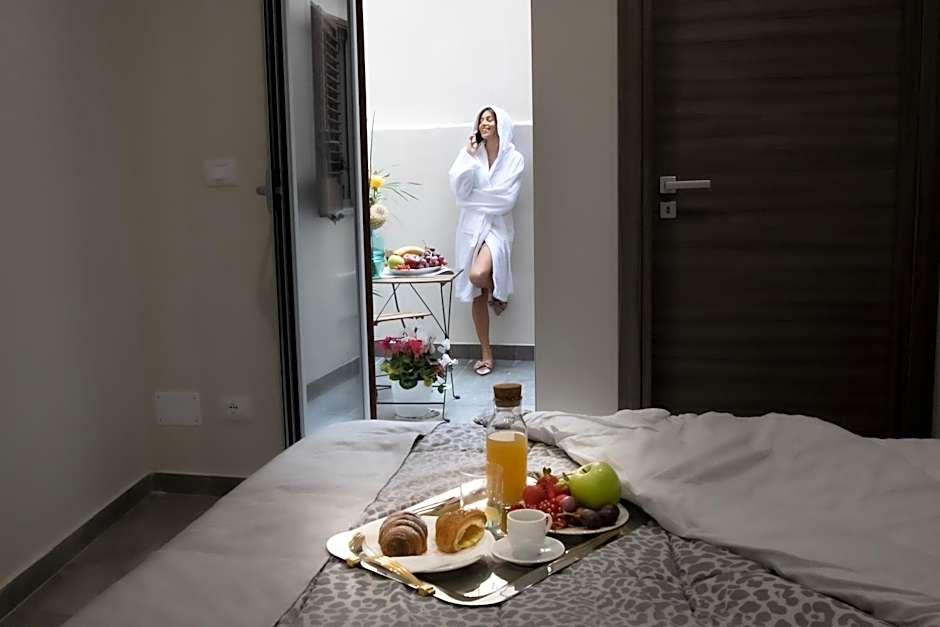 Le Mirage boutique II