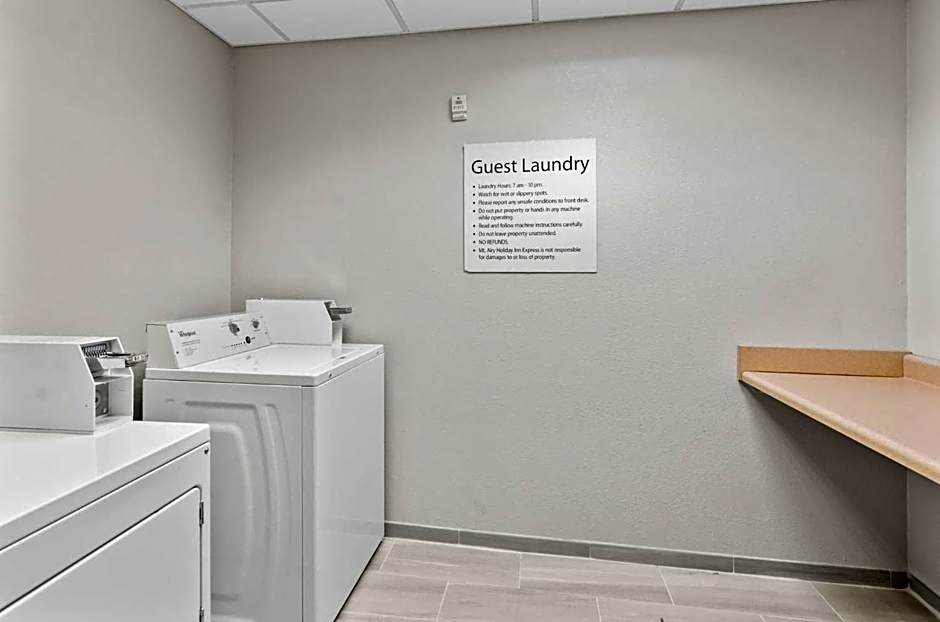 Holiday Inn Express Hotel & Suites Mount Airy By IHG