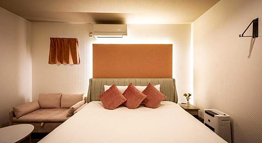 HOTEL BLAX