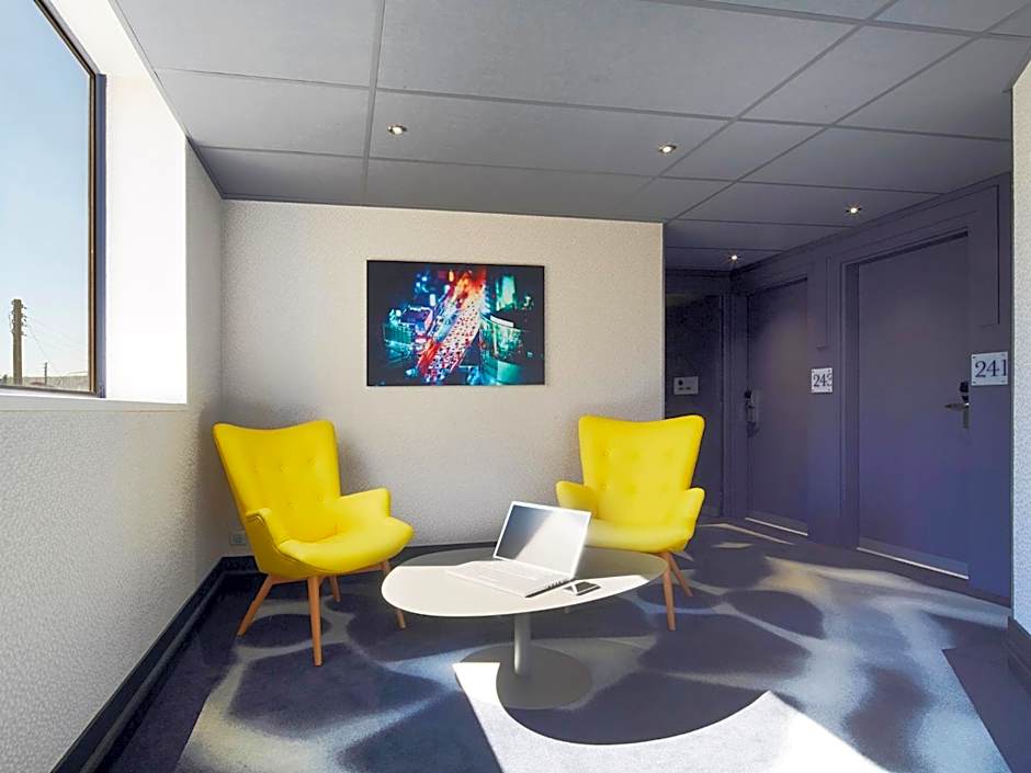 Kyriad Bezons - La Defense