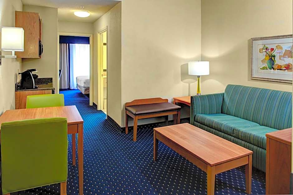Holiday Inn Express & Suites Richmond North Ashland By IHG