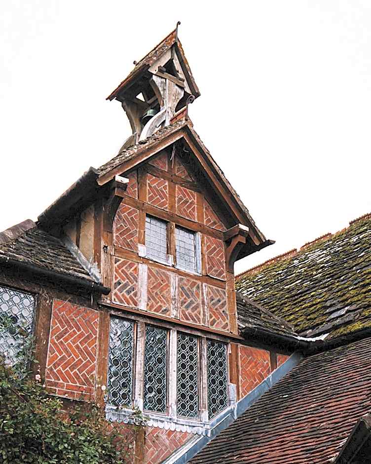 Langshott Manor - Luxury Hotel Gatwick