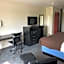 AmericInn by Wyndham Maquoketa