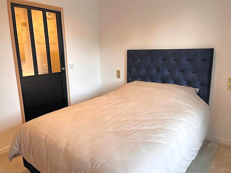 HDG Hôtel Gare de L'Isle Adam Appart's Hotel