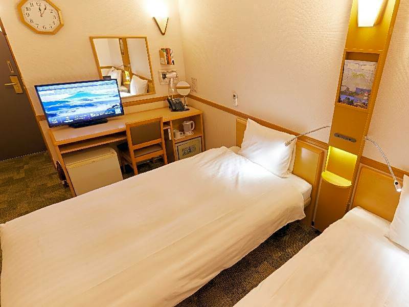 Toyoko Inn Osaka Hankyu Juso Station Nishi