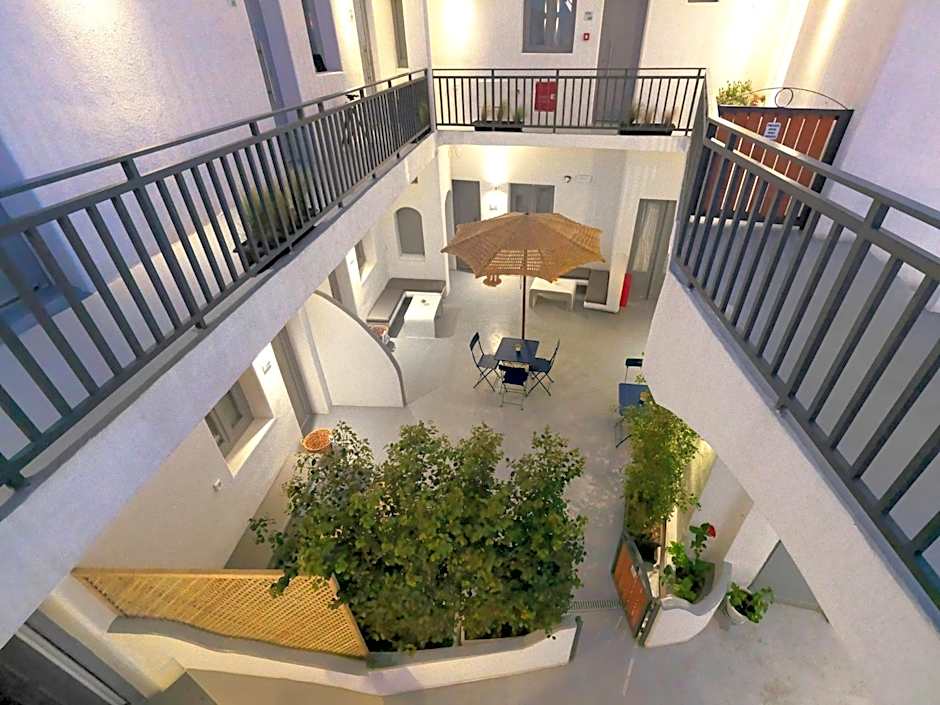 Tatakis Design Hotel, Fira