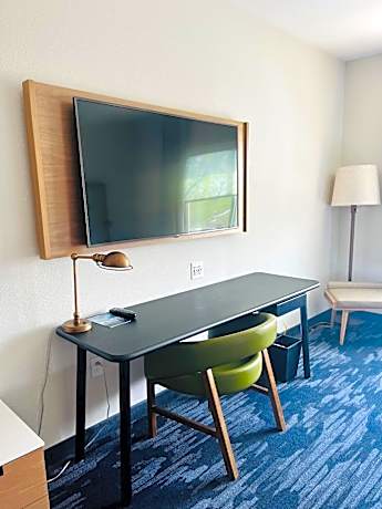 Suite, 1 King, Sofa bed, City view