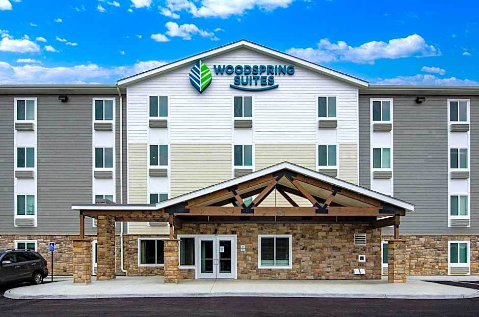 WoodSpring Suites Roanoke