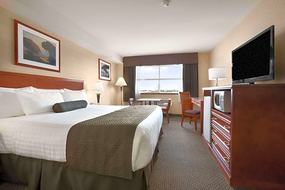 Photo 1 of 1 of 1 King Bed, Mobility Accessible