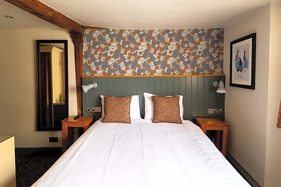 Red Lion Hotel by Greene King Inns