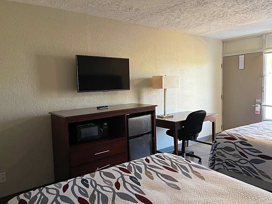 Red Roof Inn LaGrange