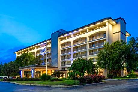 Holiday Inn Express Hotel & Suites King of Prussia, an IHG Hotel