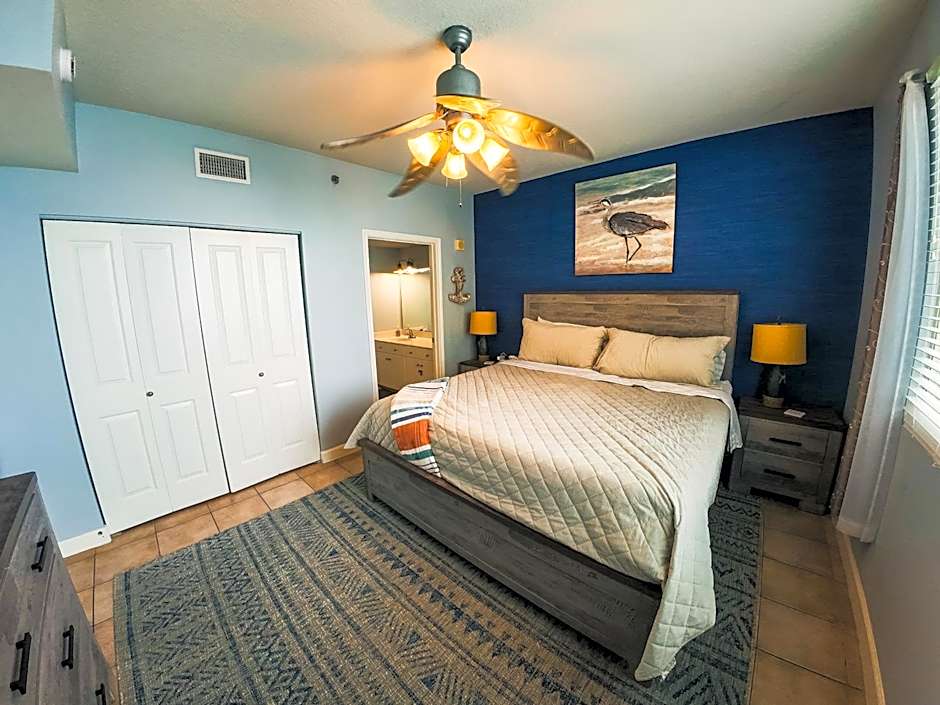 Beach Condo at the Shores of Panama Condos - Unit 918
