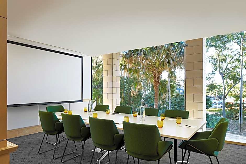 Crowne Plaza Sydney Macquarie Park By IHG