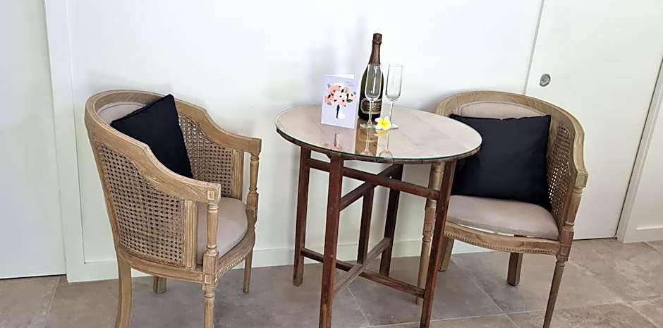 Byron Palms Guesthouse & Spa - Adults Only