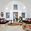 U & ME SUITES