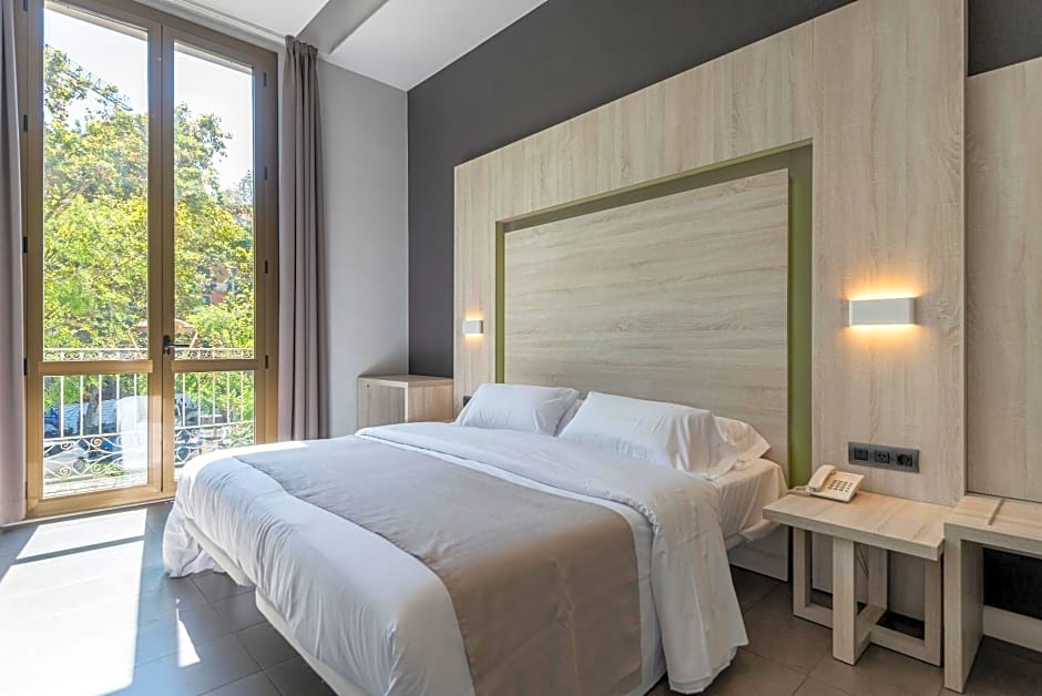 Plaza Goya Rooms