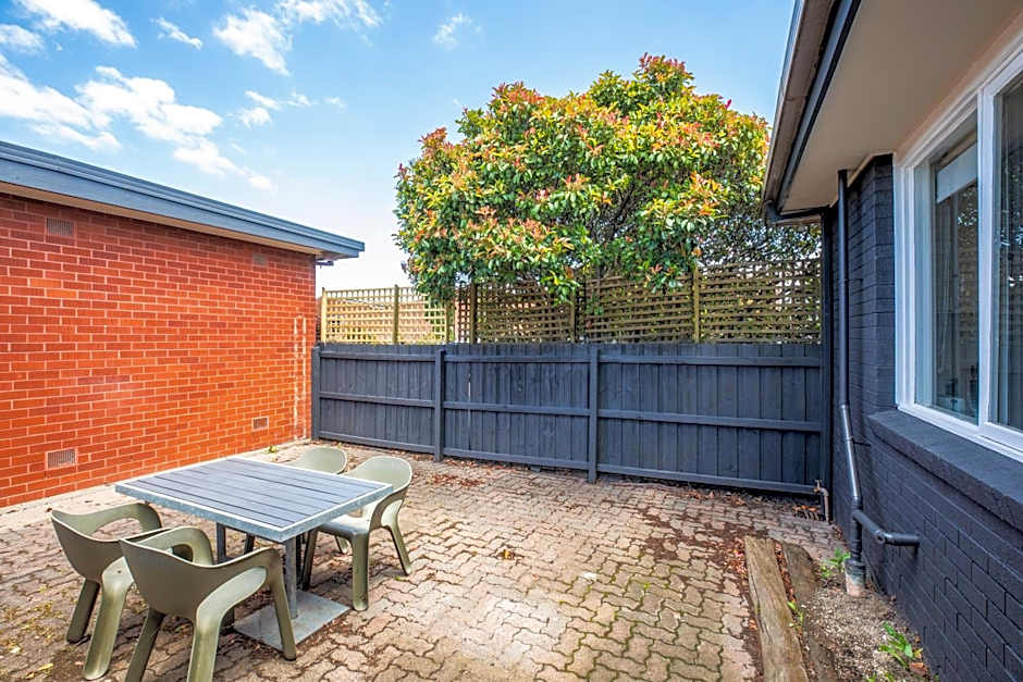 Nightcap at Sandbelt Hotel