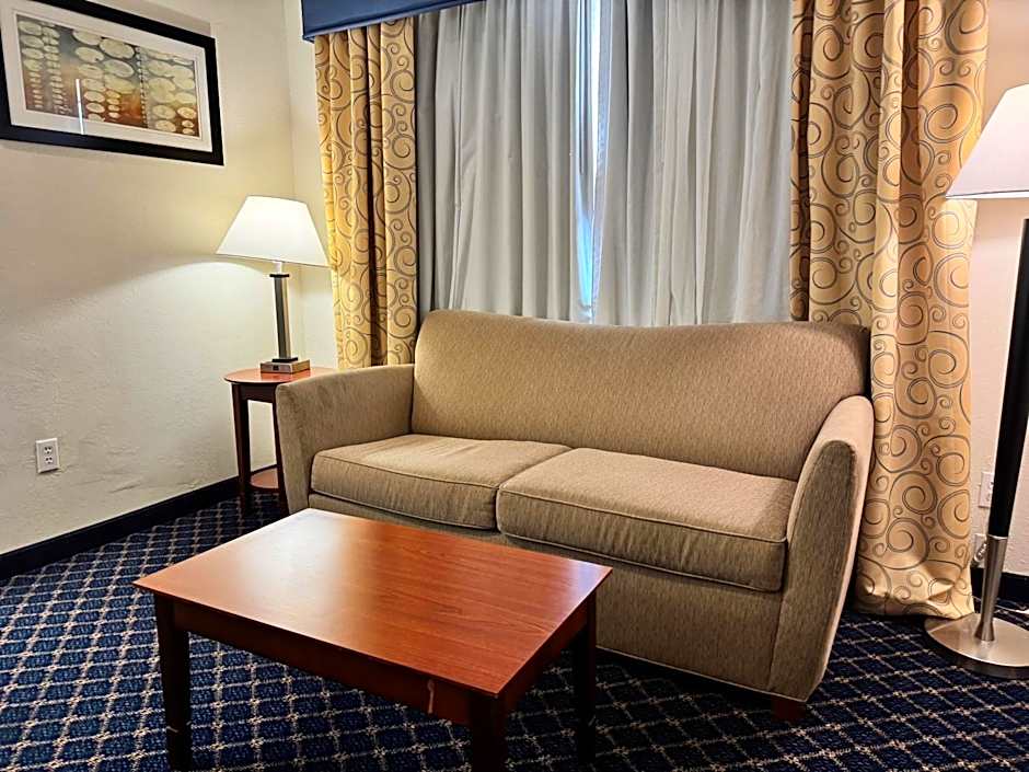 Baymont by Wyndham McComb