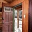 Dancing Bear, 2 Bedrooms, Front Porch, Midtown, Sleeps 6