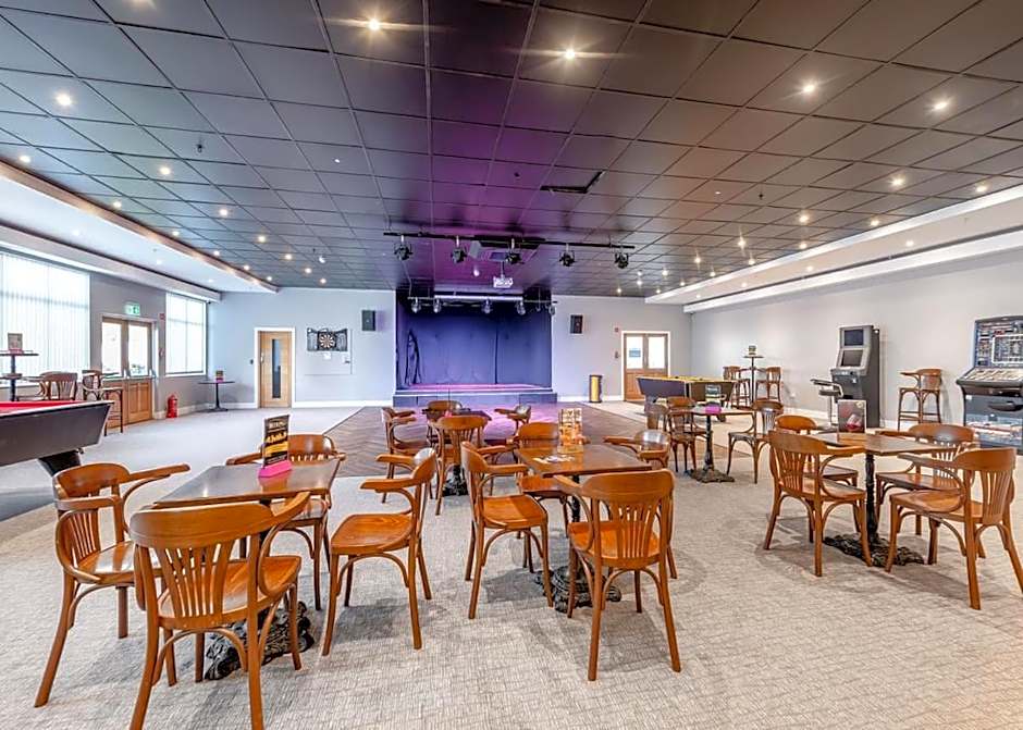 Riverside Caravan Holiday Park