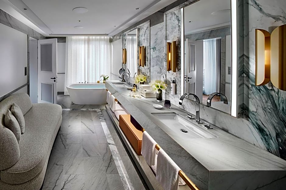 Mandarin Oriental Savoy, Zurich