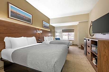 2 Queen Beds Nonsmoking Accessible