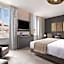 The Pantheon Iconic Rome Hotel, Autograph Collection by Marriott