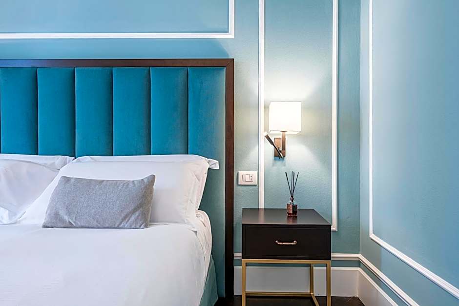 Glimpse Hotel