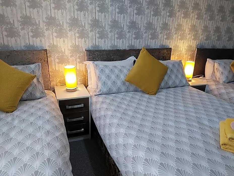 The Vale Apart Hotel