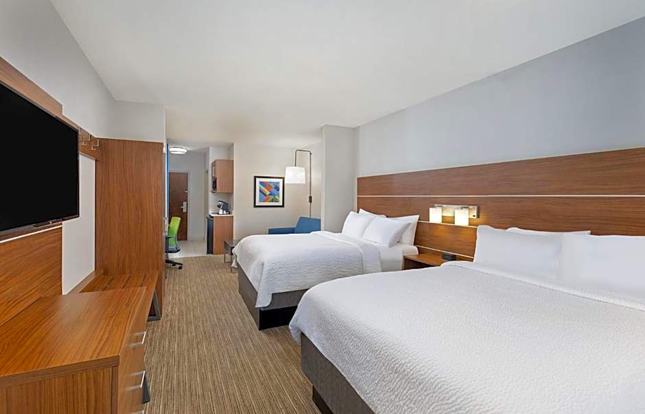 Holiday Inn Express Hotel & Suites Birmingham - Inverness 280 By IHG