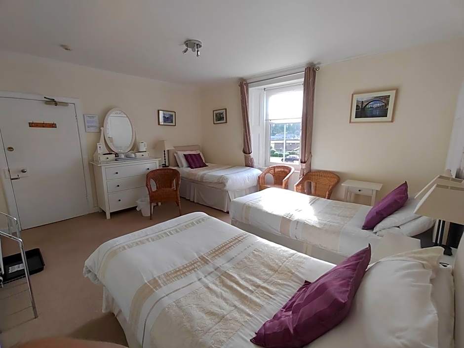 Broomfield House Bed and Breakfast