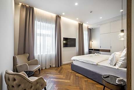 Superior Queen Room