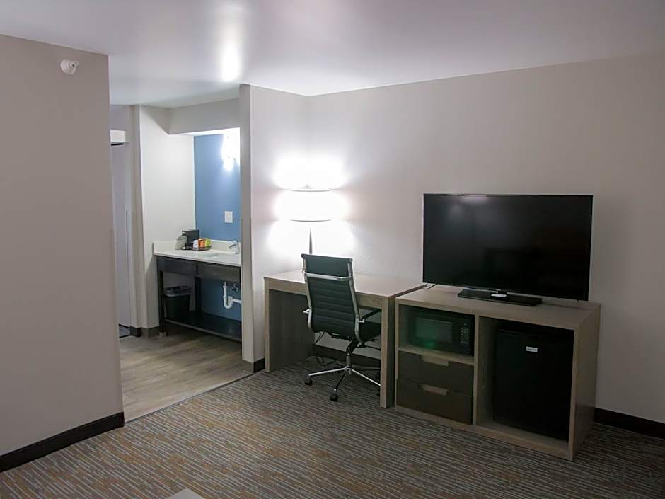 Wingate by Wyndham Louisville Airport Expo Center