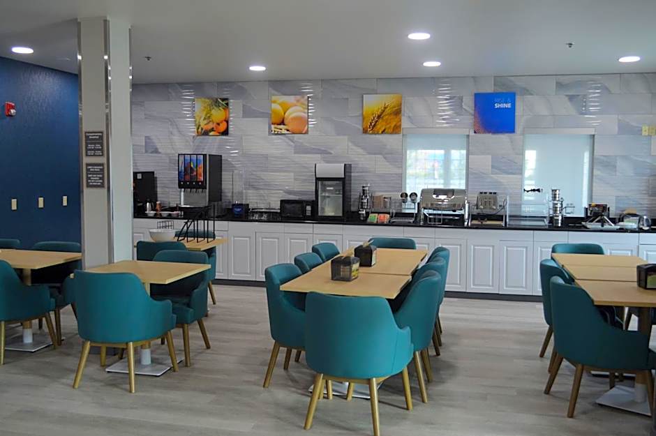 Comfort Inn & Suites Harrisburg-Hershey North