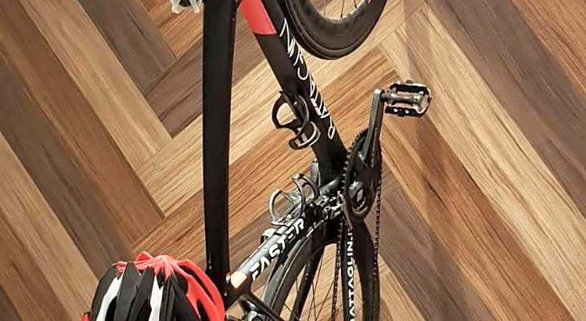 New California Hotel