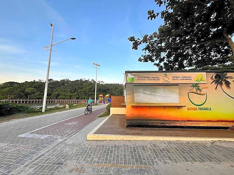 B481 Apto 3 quartos frente para avenida 8 pessoas