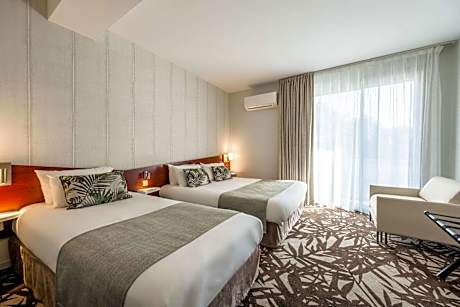 1 Queen Bed, Nonsmoking, Upgrade