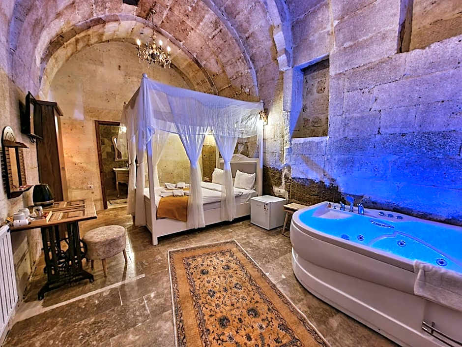 Lavinia Cappadocia Cave